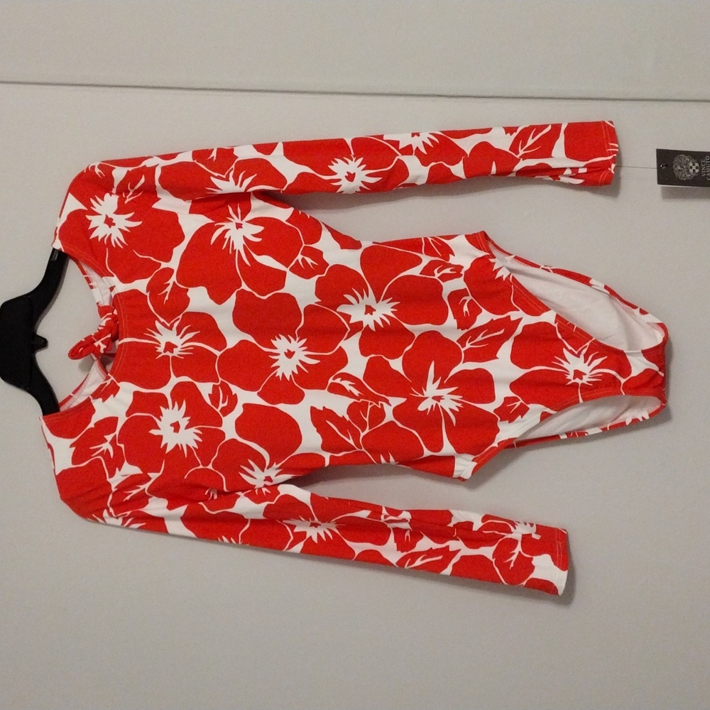 Vince Camuto long sleeve one piece womens swimsuits